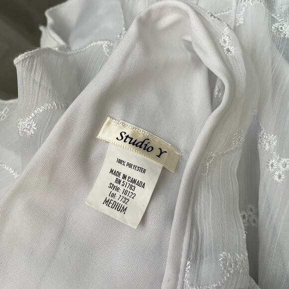 Studio Y Size Medium Embroidered White Chiffon Babydoll Top Coquette Romantic - Picture 7 of 11